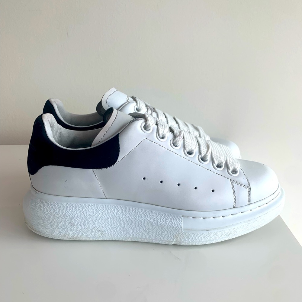 Alexander McQueen Sneakers in size 37